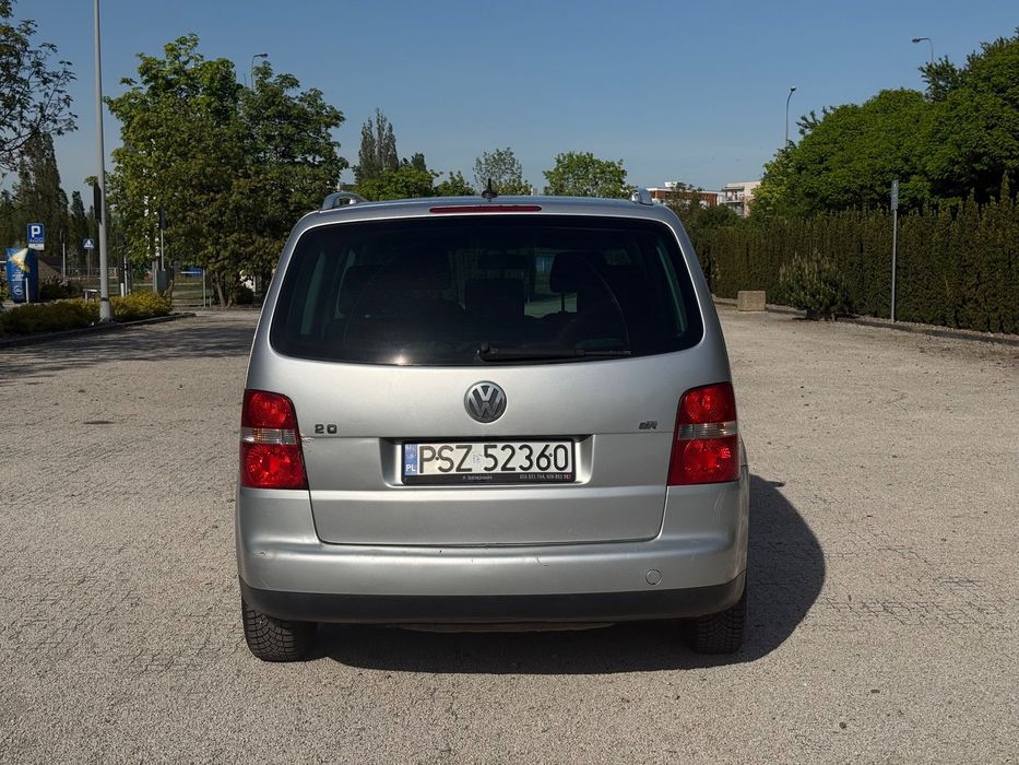 Volkswagen Touran 2.0 Xenon kpl opon możliwa zamiana