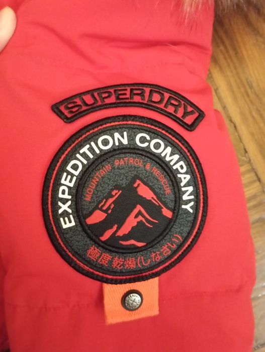 Оригинальный женский пуховик Superdry Everest.
