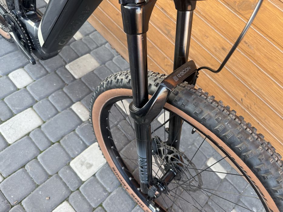 Електродвопідвіс Conwey Xyron