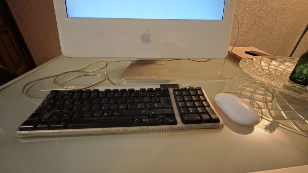 Apple iMac g5 a funcionar