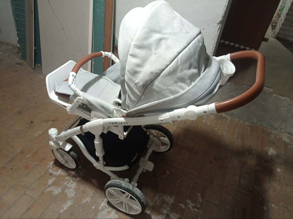 Sprzedam wózek 2 w 1 spacerówka plus gonola
