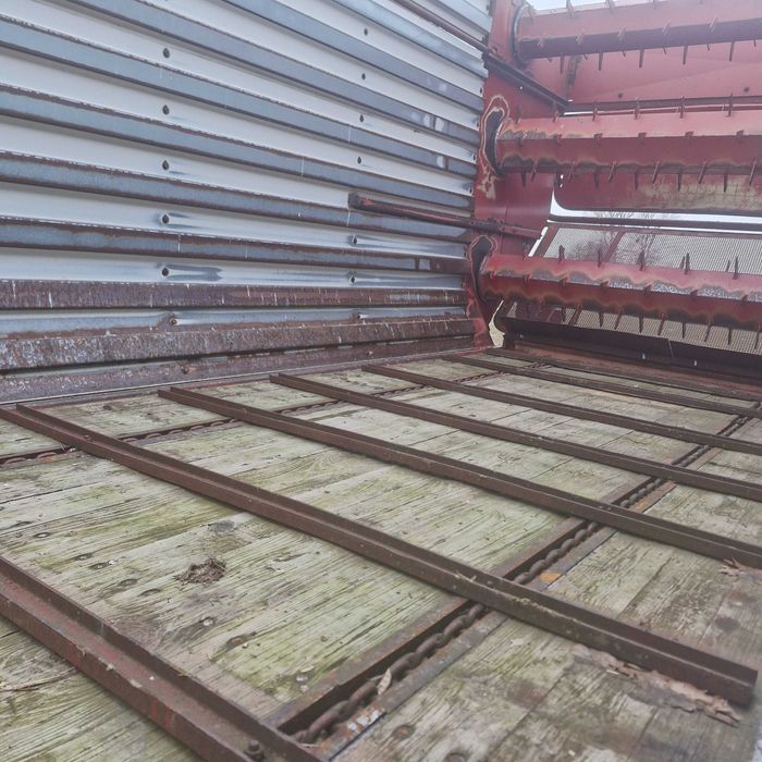 Przyczepa samozbierająca strautmann super vitesse