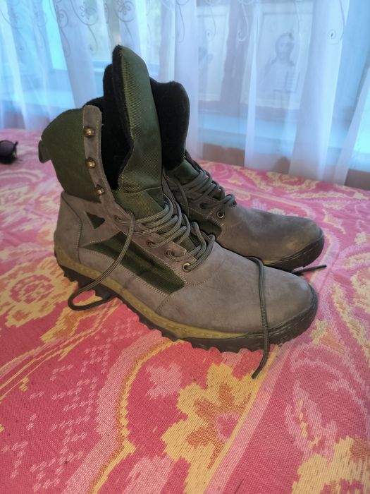 Берці 45 розмір демо