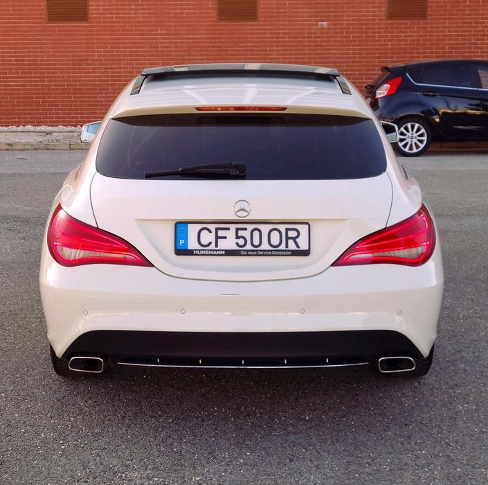 CLA 220 Shooting Brake