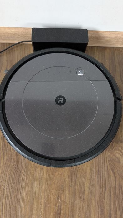 Пилосос IRobot Roomba в гарному стані