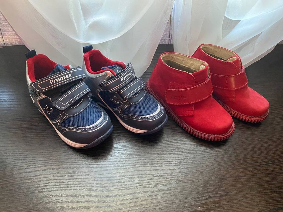 Нове дитяче взуття