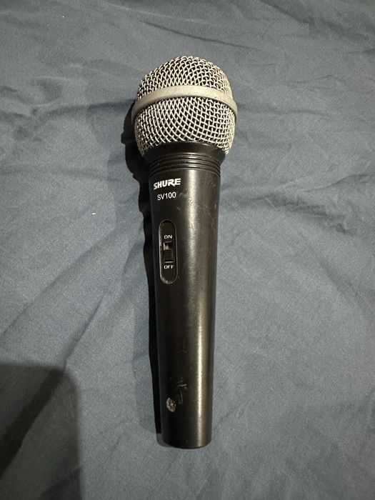Microfone shure.
