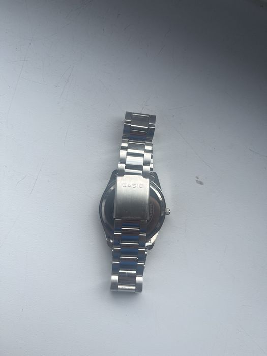 Zegarek casio czarny