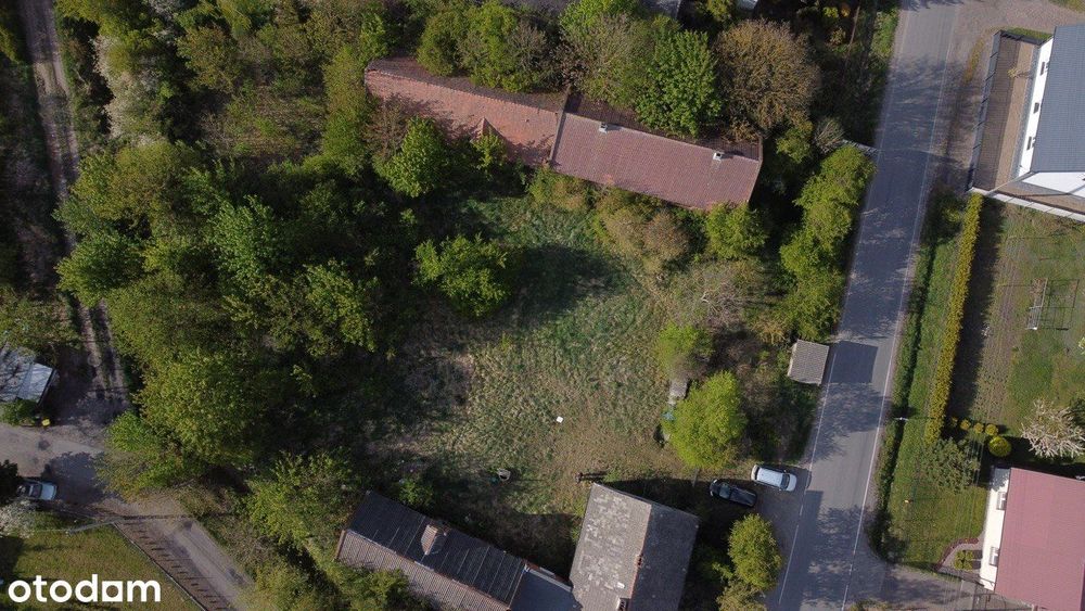 Nieruchomość z dużym budynkiem gospodarczym 324 m² i działką 2400 m²