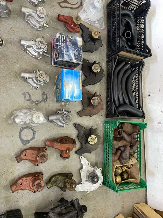 Помпи, водяні насоси, патрубки Уаз, Газ 51, Газ 52, Газ 53, Газ 69