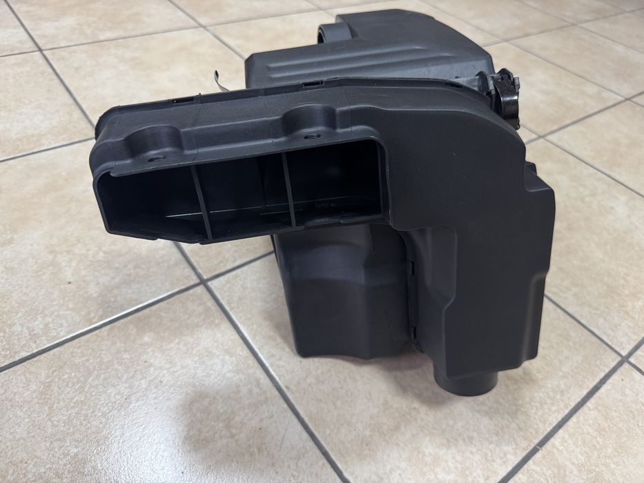 Корпус повітряного фільтра Elantra CN7