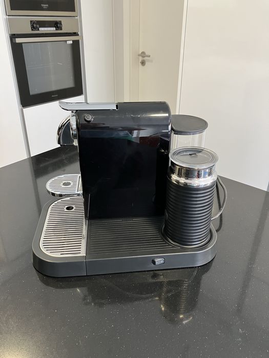 Maquina de café Nespresso