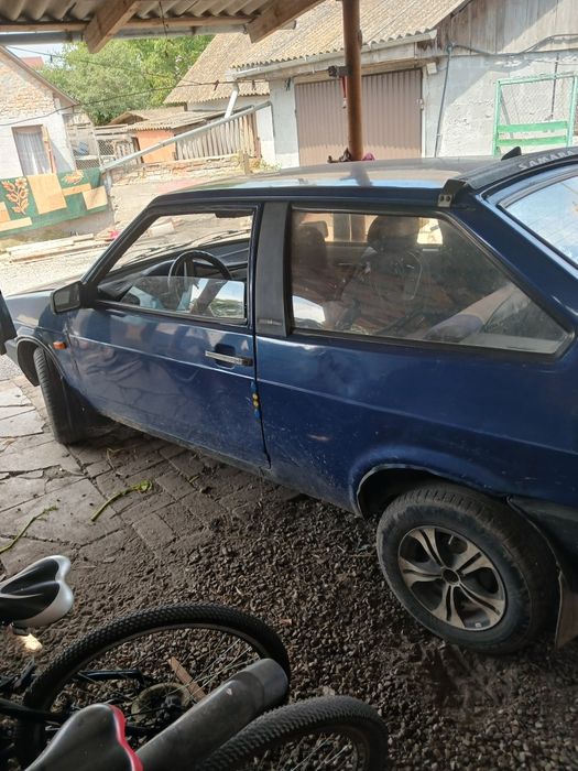 Авто на ходу газ.бензин.