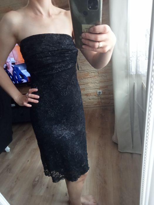 Czarna, elegancka sukienka z brokatem