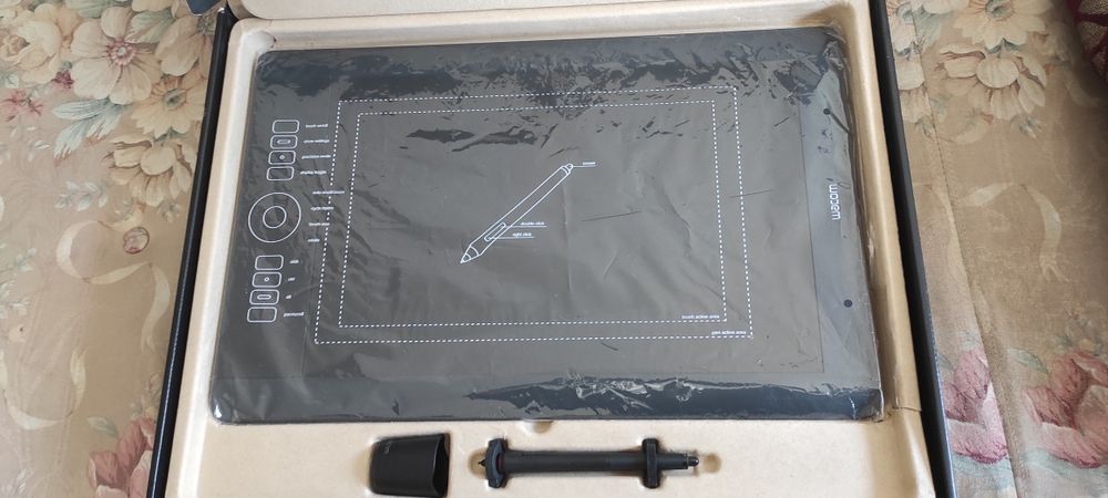 Tablet graficzny WACOM Intuos 5 touch large PTH-850