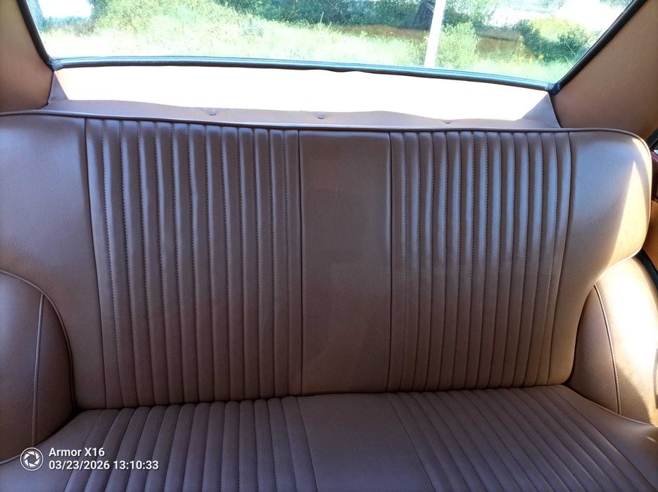 Datsun 1200 Deluxe