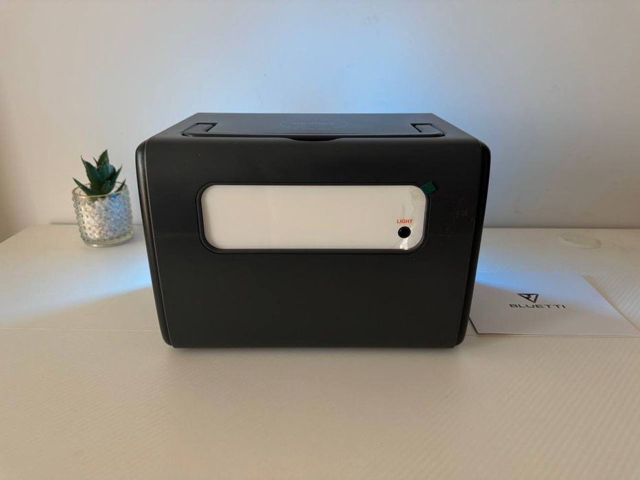 Bluetti EB55 — портативна електростанція