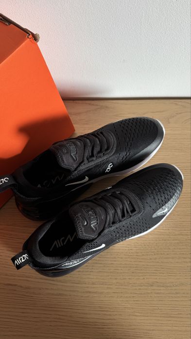 Nike Air Max 270 “Black / White” | rozmiar 43 EU
