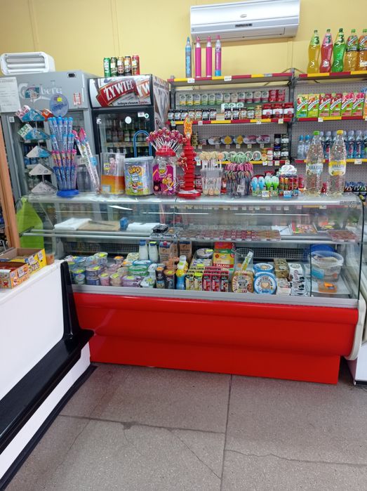 Lada chłodnicza używana Bielawa • OLX.pl