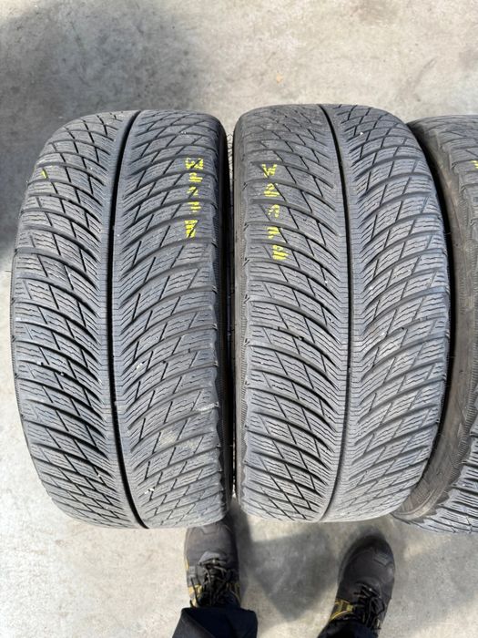 225/40/18 Michelin Pilot Alpin 5