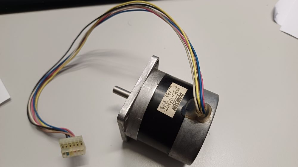 Motor de passo DUNASUN 4SHG-120A56SL