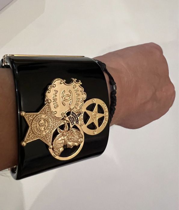 Браслет chanel  .
