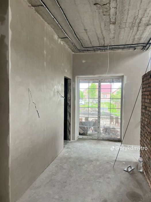 Штукатурка стін. Цементна/бетонна штукатурка стін