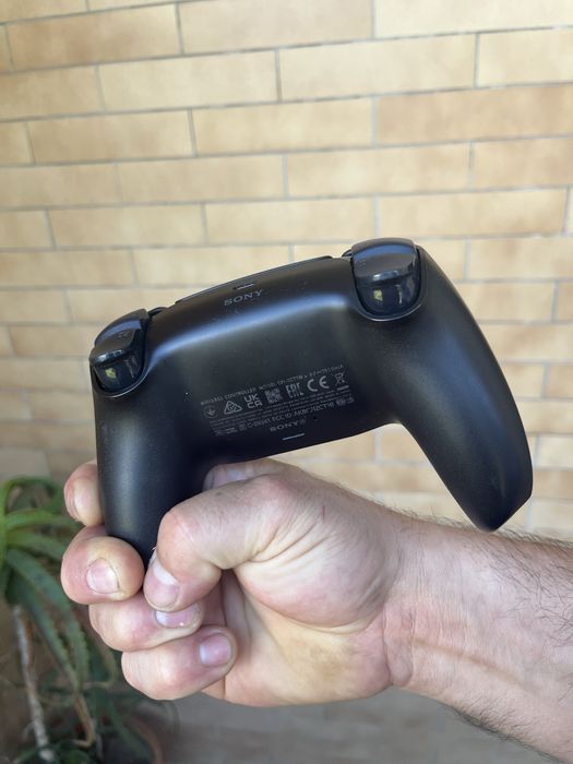 Comando ps5 liga mas botao x nao funciona