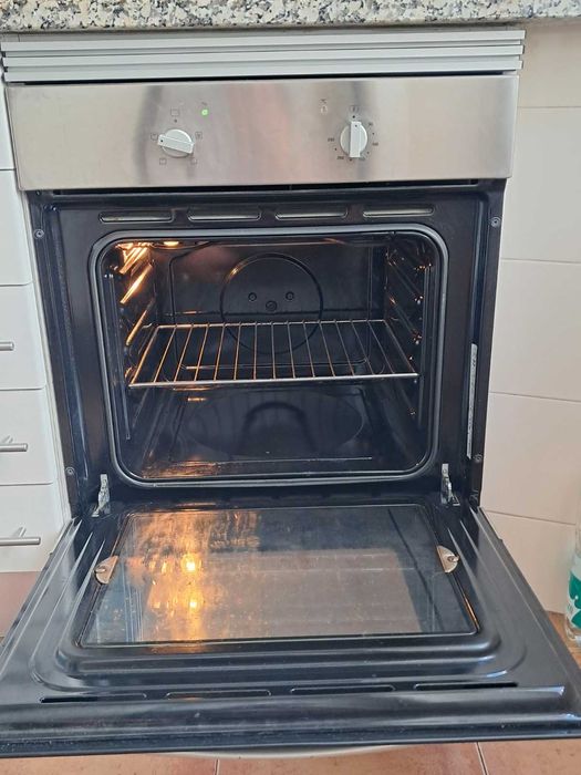 Placa elétrica + forno de marca Airlux