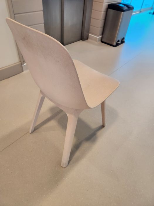 Cadeira Plastico Beje (tenho várias)