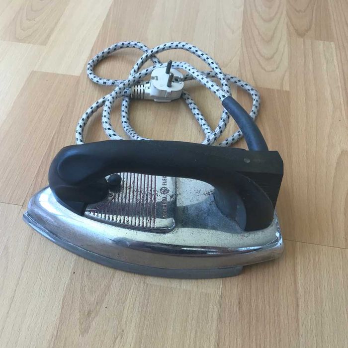 Ferro passar engomar General Electric antigo vintage anos 50