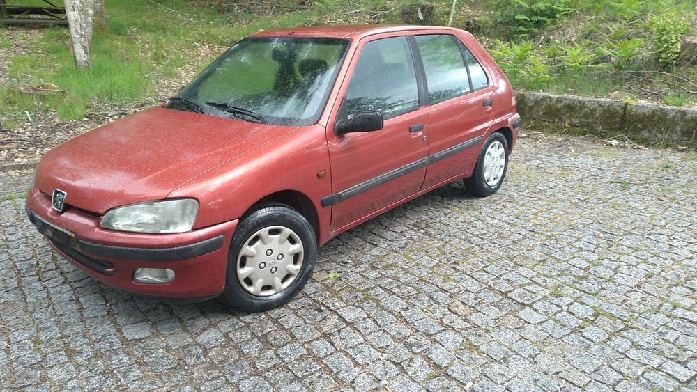 Vendo veículo da marca peugeot 1.1 modelo 106  ano 1998 foto 2
