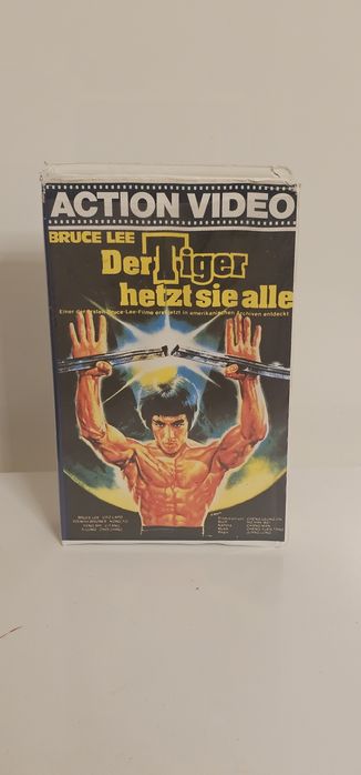 Bruce Lee – Tygrys poluje na nich wszystkich - vhs