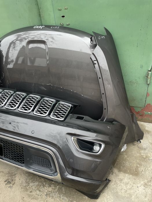 Бампер Jeep Grand Cherokee Overland
