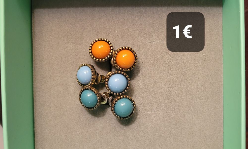 Vende Colar e bincos