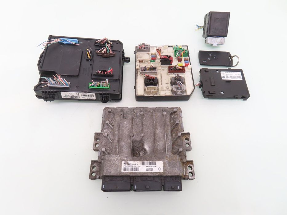 STACYJKA STEROWNIK RENAULT MEGANE III 1.2 TCe S180158106A 237103011R