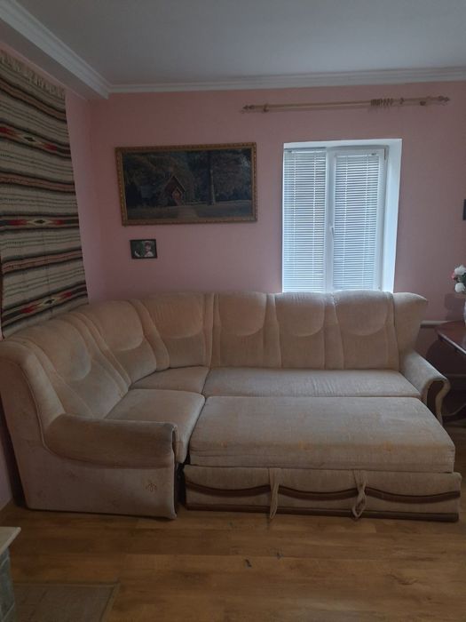 Диван кутовий.розкладний.