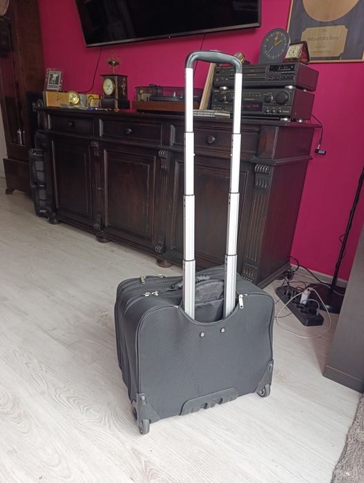 Walizka , torba biznesowa,pilotka Eminent