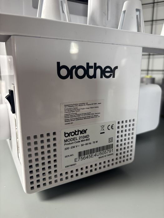 Overlock Brother 2104D