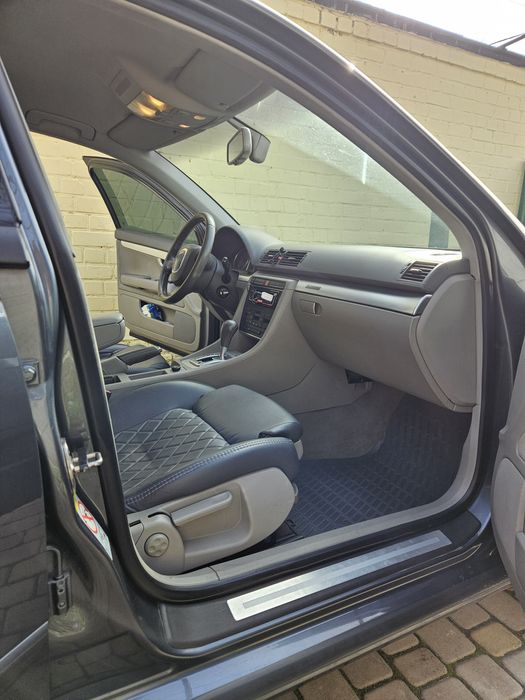 Audi A4B7 2.0 tfsi Quattro