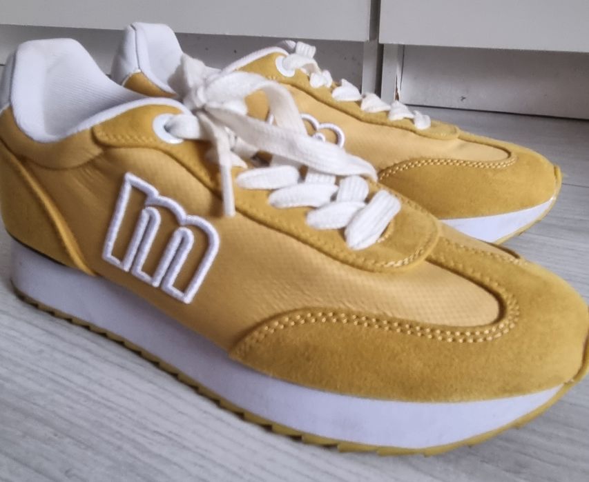 Buty sportowe MTNG.