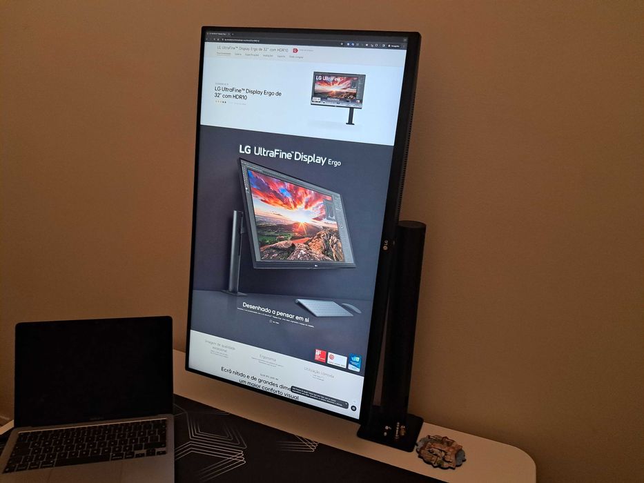 LG 4k Ergo 32UN880