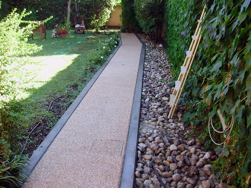 Przepiękny kamień, Kamienny Dywan w kolorze OCCHIALINO PEBBLE