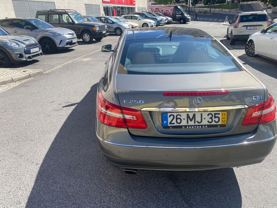Mercedes E coupé 250 cdi Blue efficiency