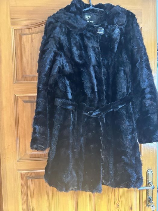 Продам натуральную норковую шубу из кусочков