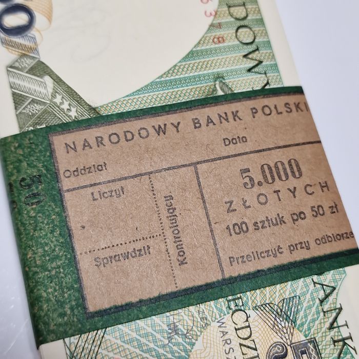 Paczka bankowa 50 złotych 1988 z numerem radarowym RADAR