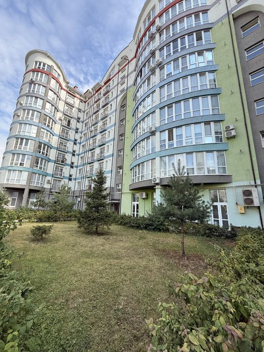 Квартира 3кім. в затишному ЖК з ремонтом та технікою