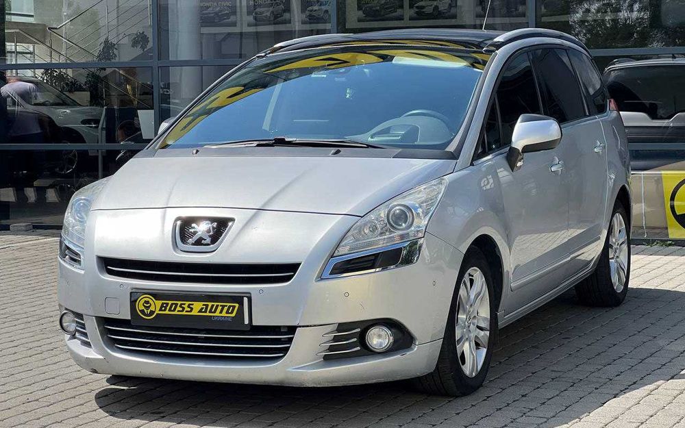 Peugeot 5008 2013