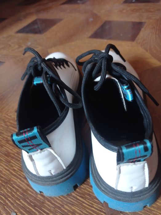 Туфлі для дівчинки 36 р