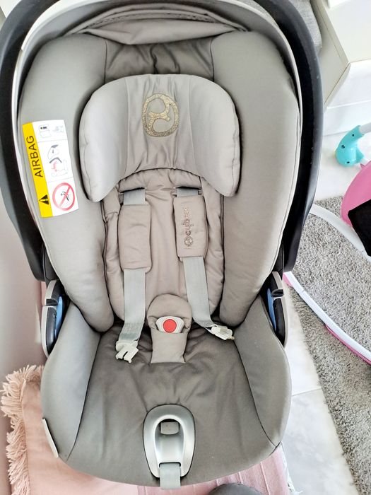 Ovo 2 em 1 cybex  cloud q cinza